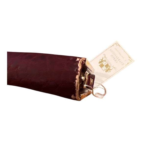 🧡 5 for $25 🧡 URBAN EXPRESSIONS Burgundy Wallet with Gold Trim - Picture 4 of 5